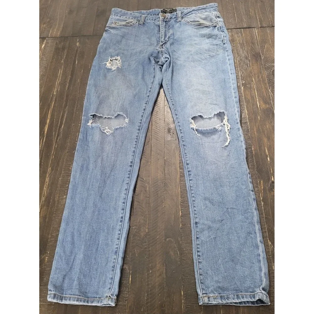 Forever 21 Men's Light Wash Distressed Jeans Size 31x32 Denim Slim Fit